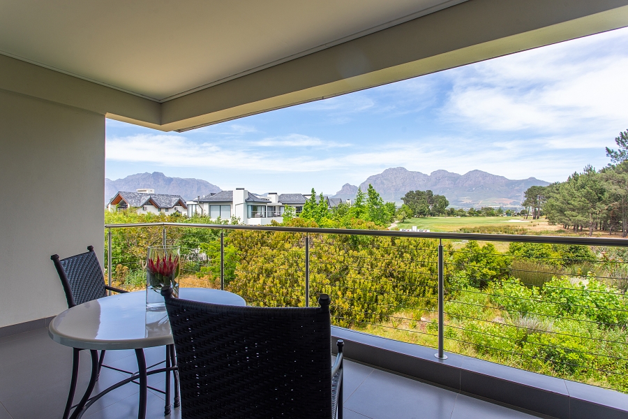 1 Bedroom Property for Sale in Pearl Valley at Val de Vie Western Cape